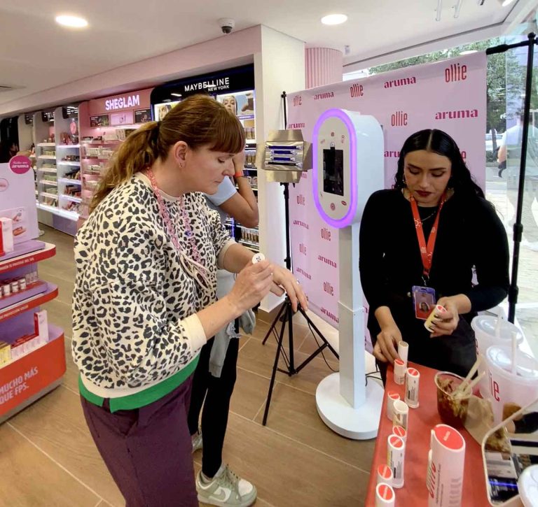 video cabina que registra la Luz Ultra violeta